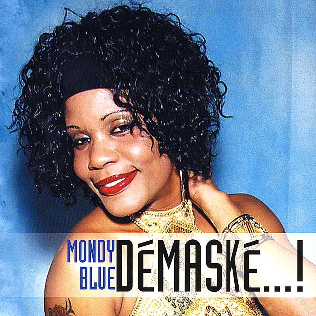 Démaské...!